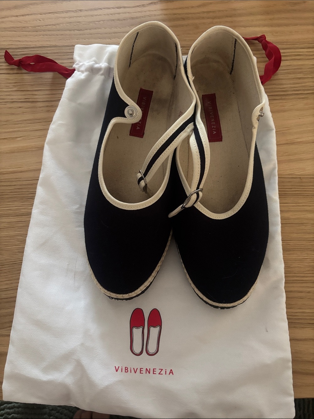 Venezia navy Canvas Mary Jane Espadrille Flats